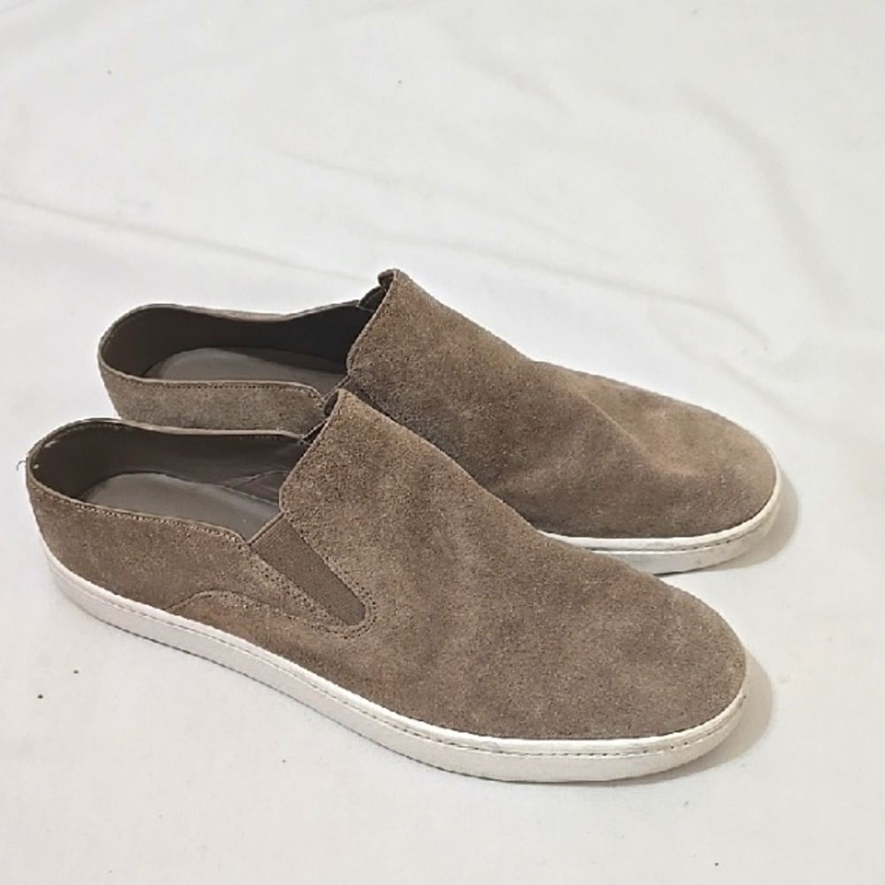 Vince. Tan Suede Slip-On Shoes‎ 9
